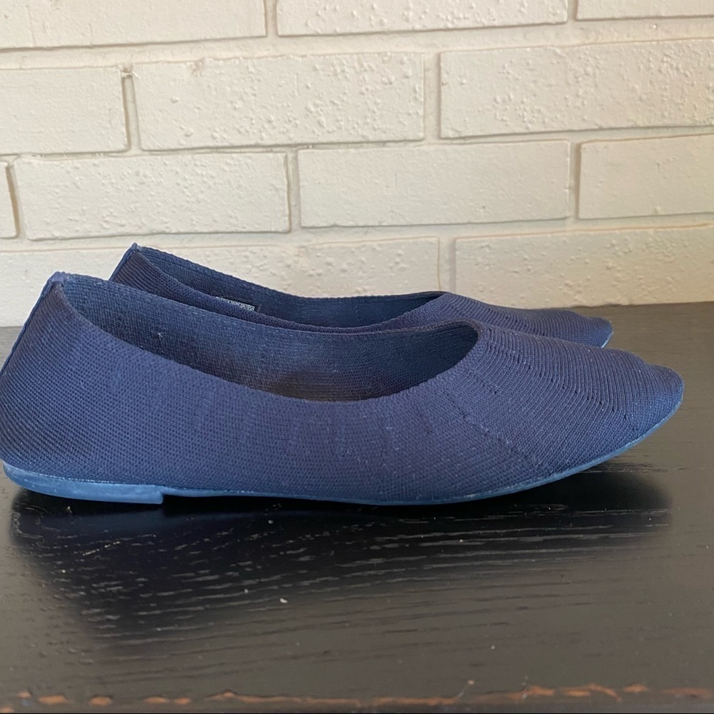 Skechers Solid Washable Knit Slip On Flats Shoes Comfort Navy Size 9.5